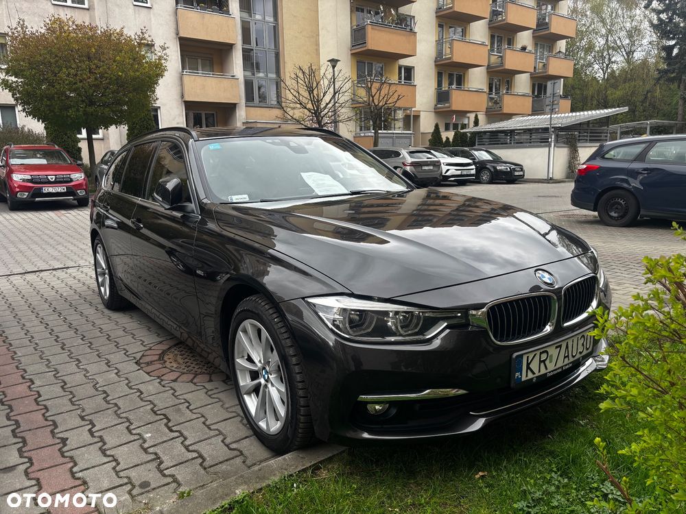 BMW Seria 3 320d xDrive Edition Luxury Line Purity - 40