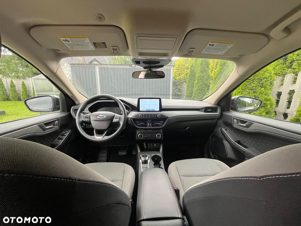 Ford Kuga - 11