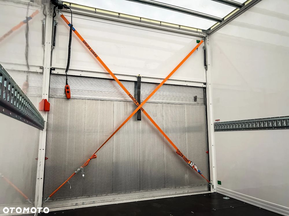 Iveco 35S18HA8 3.0 Diesel 180KM KONTENER 8EPAL + WINDA - 25