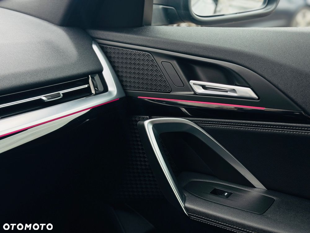 BMW X1 sDrive18d Sport Line - 11