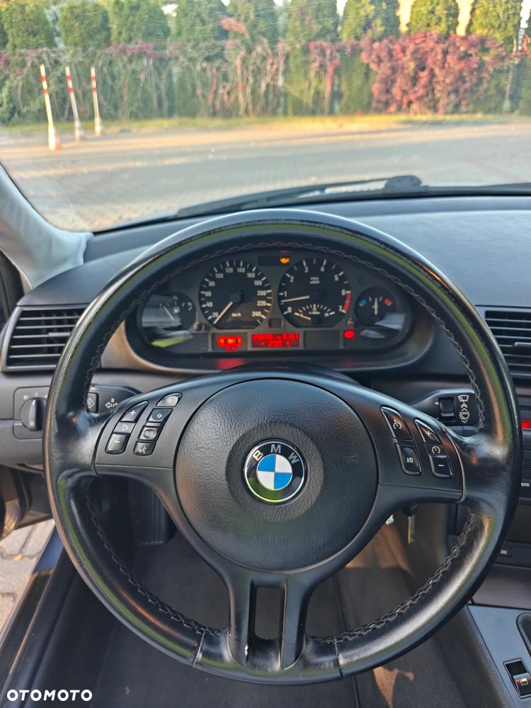 BMW Seria 3 318i - 21