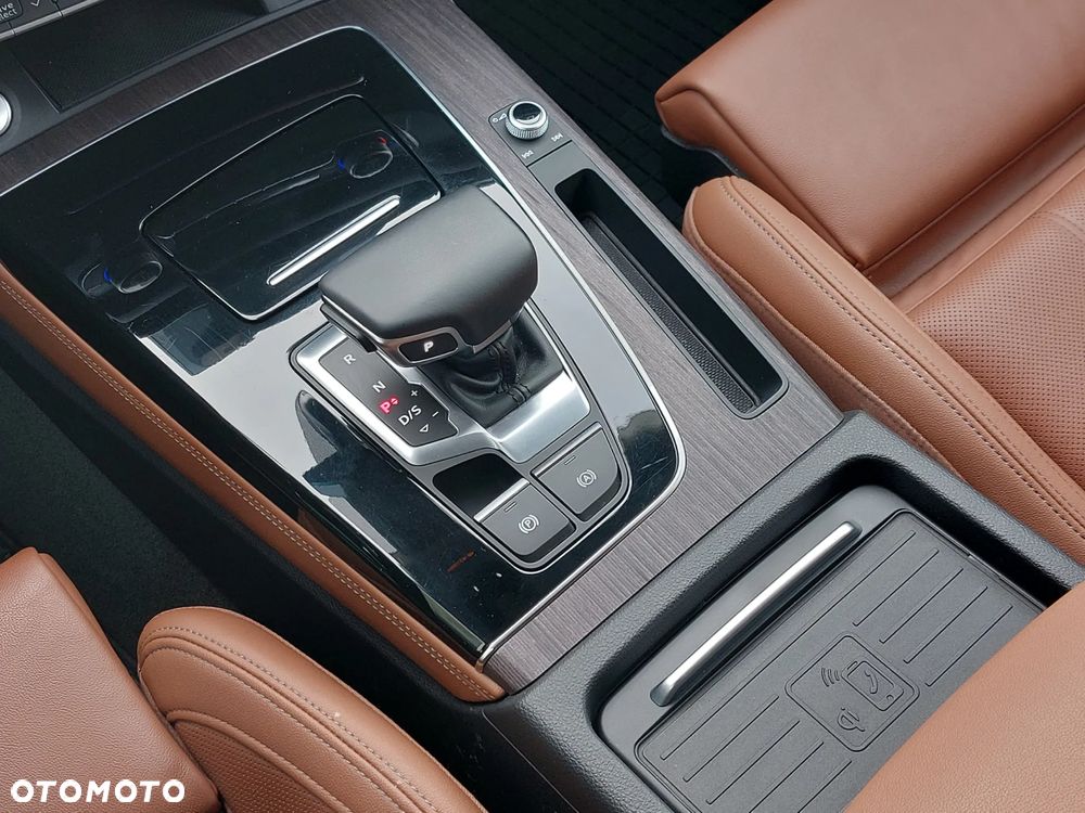Audi Q5 Sportback - 12