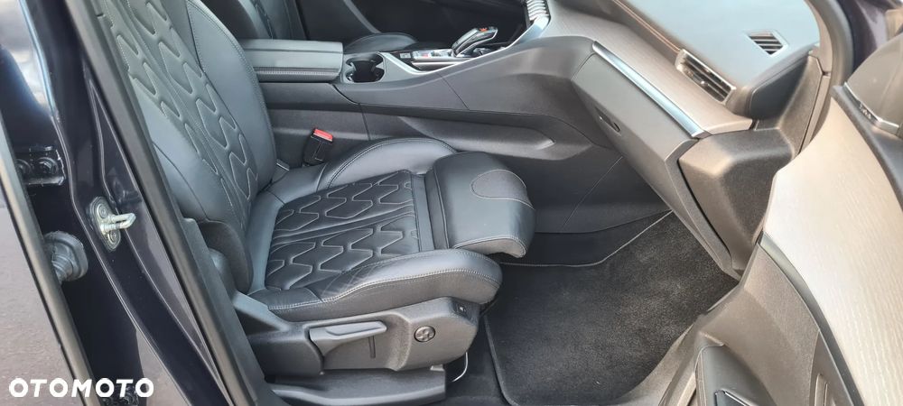 Peugeot 5008 2.0 BlueHDI GT S&S EAT6 - 18