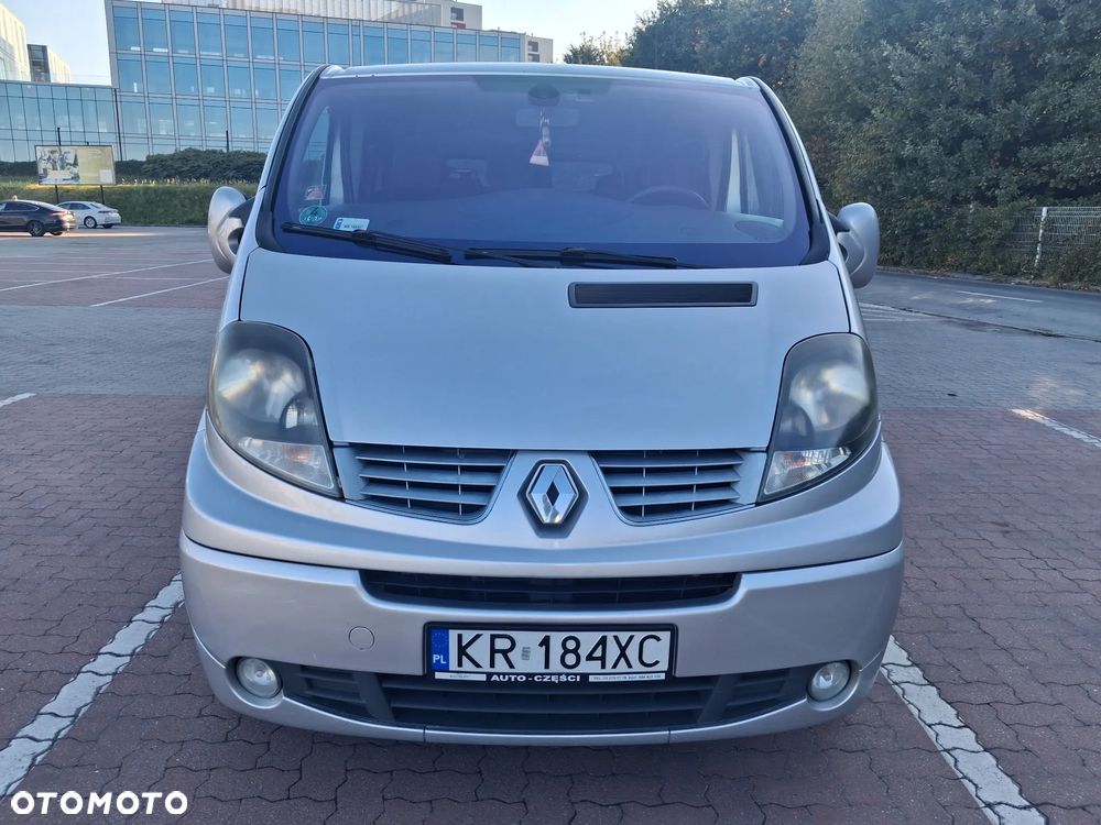 Renault Trafic 2011 photo 5