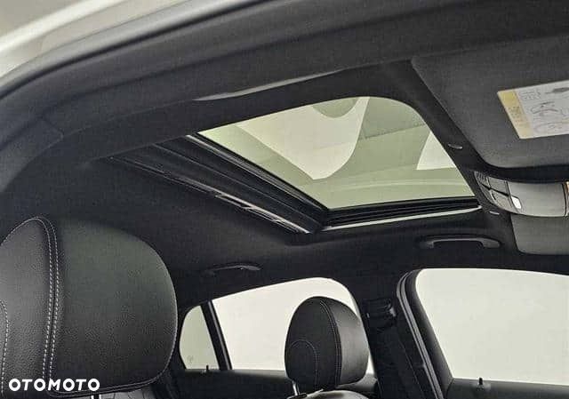 Mercedes-Benz GLC - 12