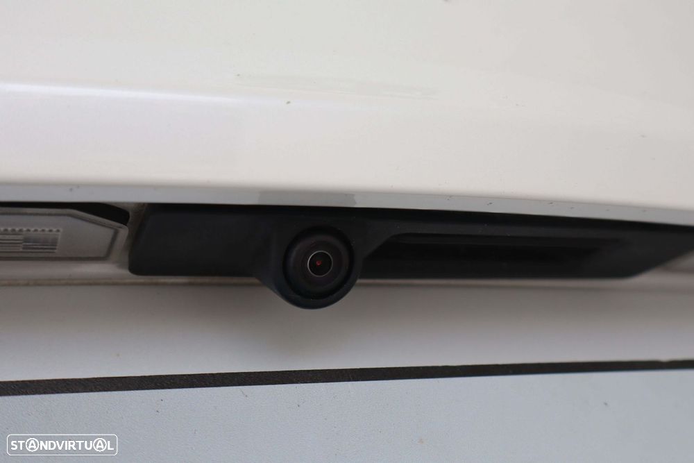 Tesla Model Y Long Range Tração Integral - 12