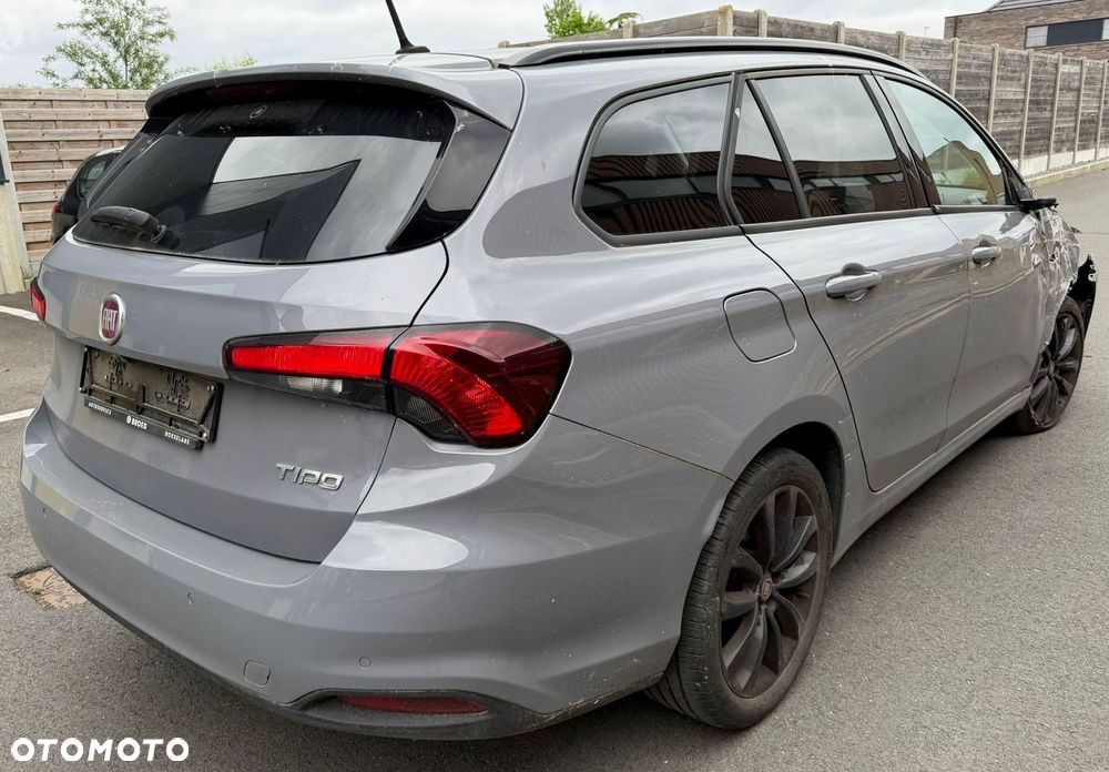 Fiat Tipo 1.6 MultiJet Lounge - 4