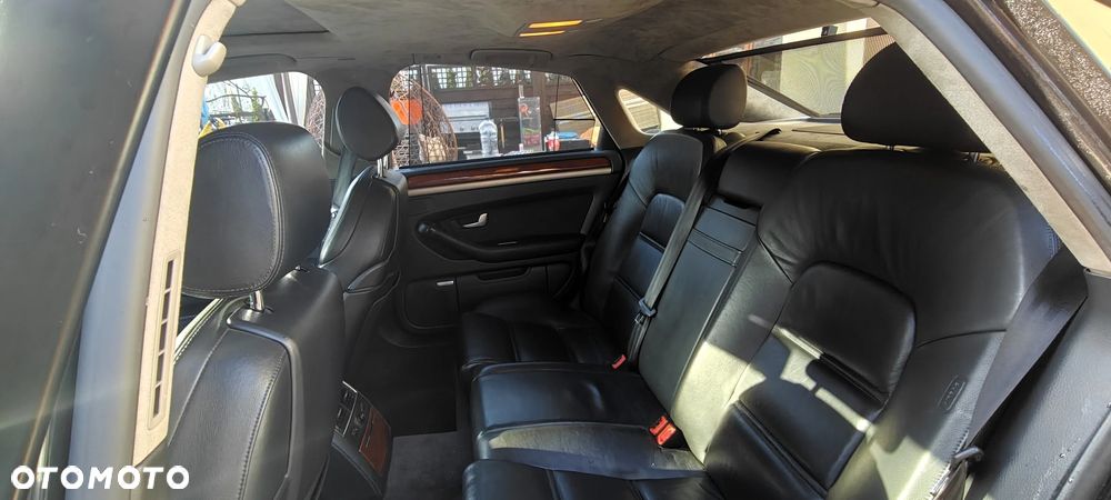 Audi A8 3.2 FSI Quattro - 3