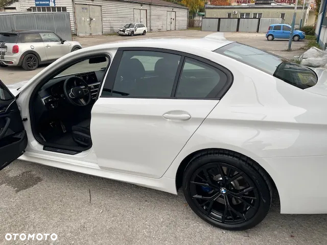 BMW Seria 5 530i xDrive - 7