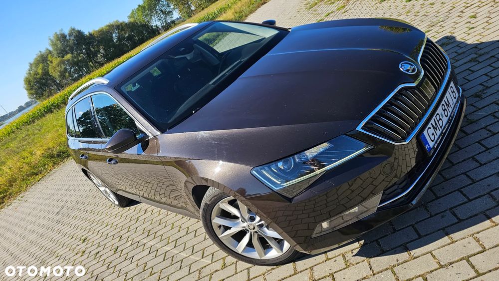 Skoda Superb 2.0 TDI L&K DSG - 1