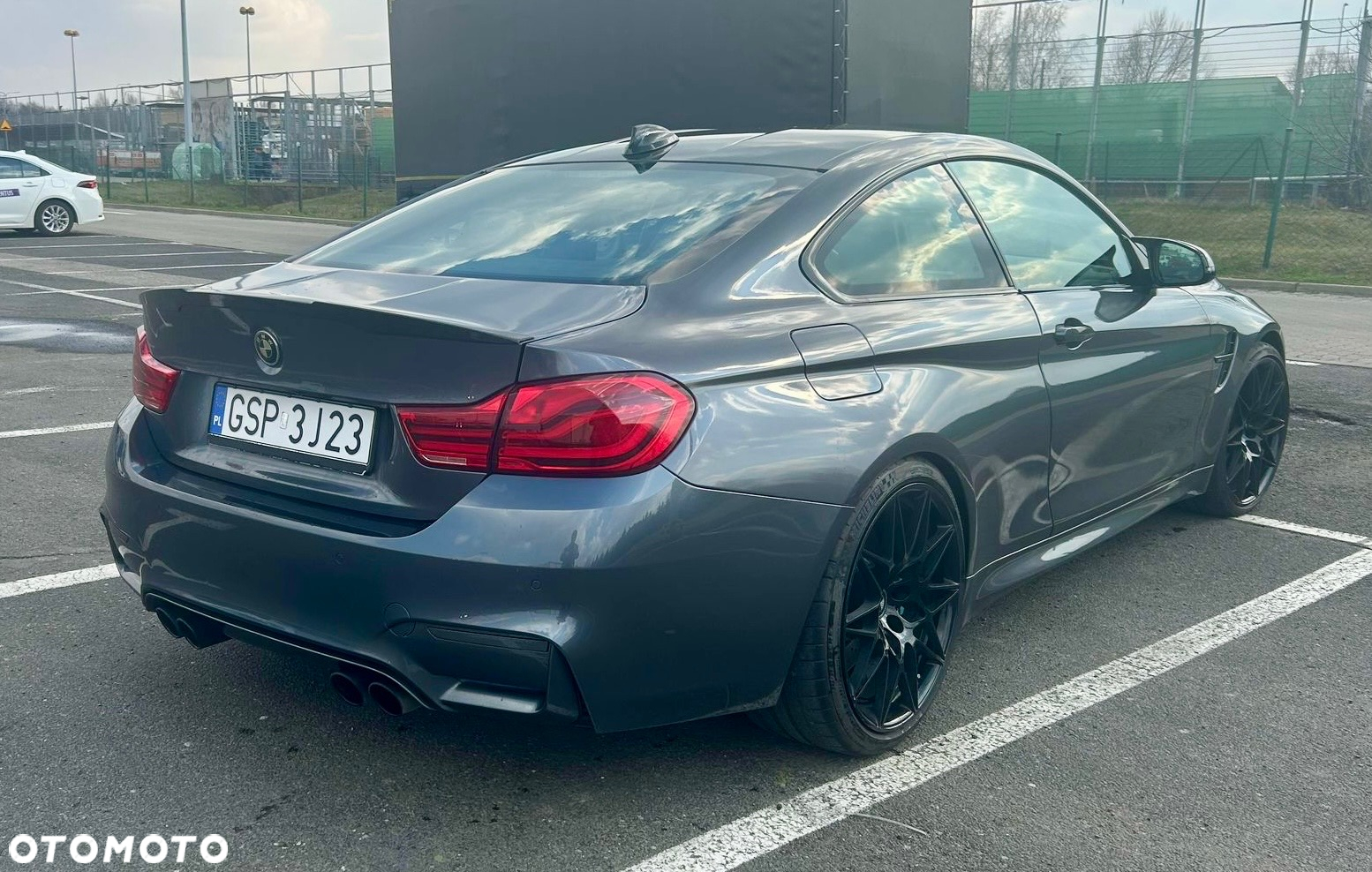 BMW M4 Coupe DKG - 24
