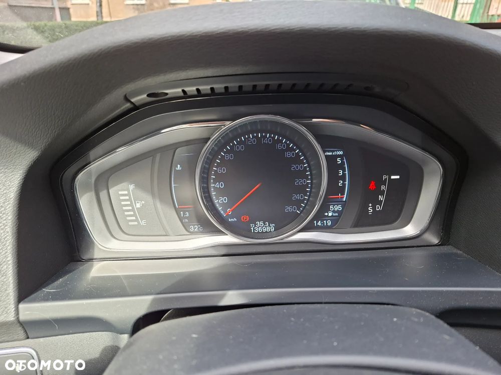 Volvo V60 D2 Geartronic Kinetic - 11