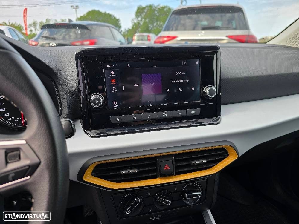 SEAT Arona - 11