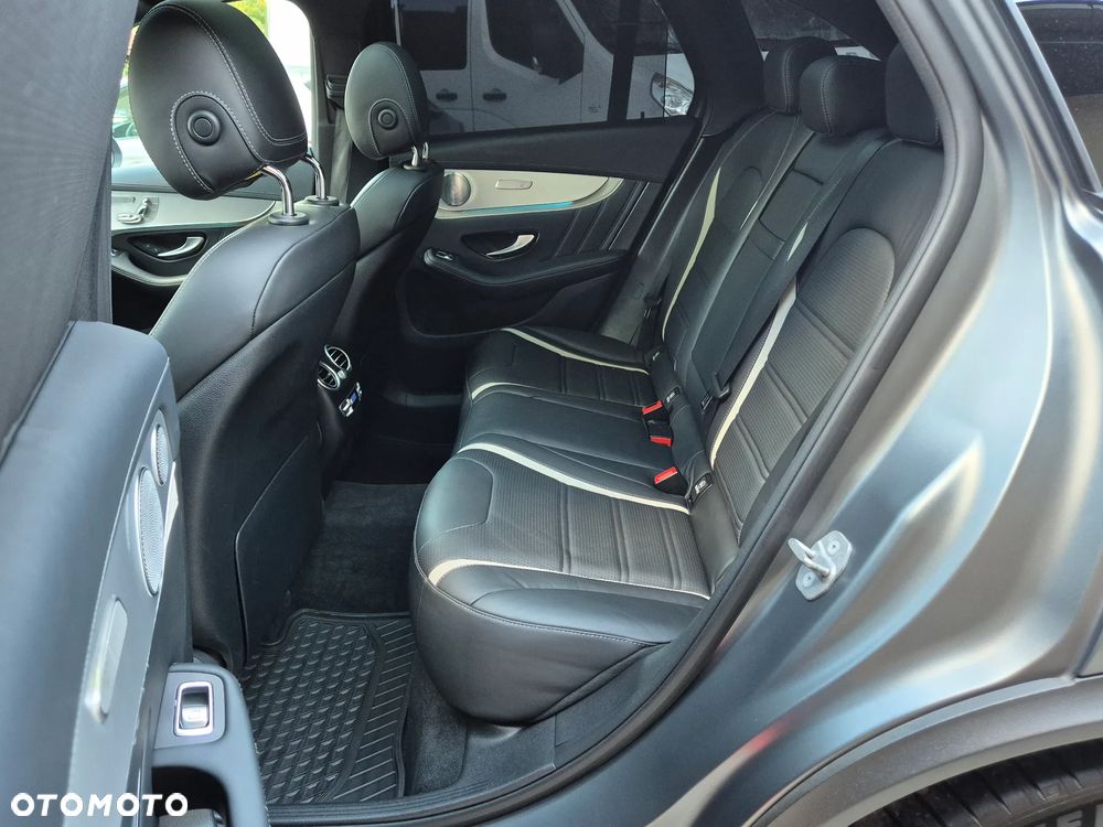 Mercedes-Benz GLC AMG 63 S 4Matic+ AMG Speedshift MCT - 12