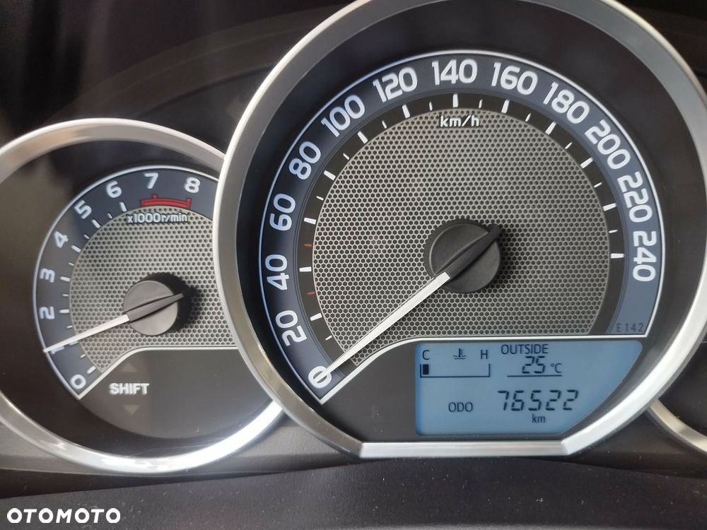 Toyota Auris 1.6 Valvematic Executive - 23