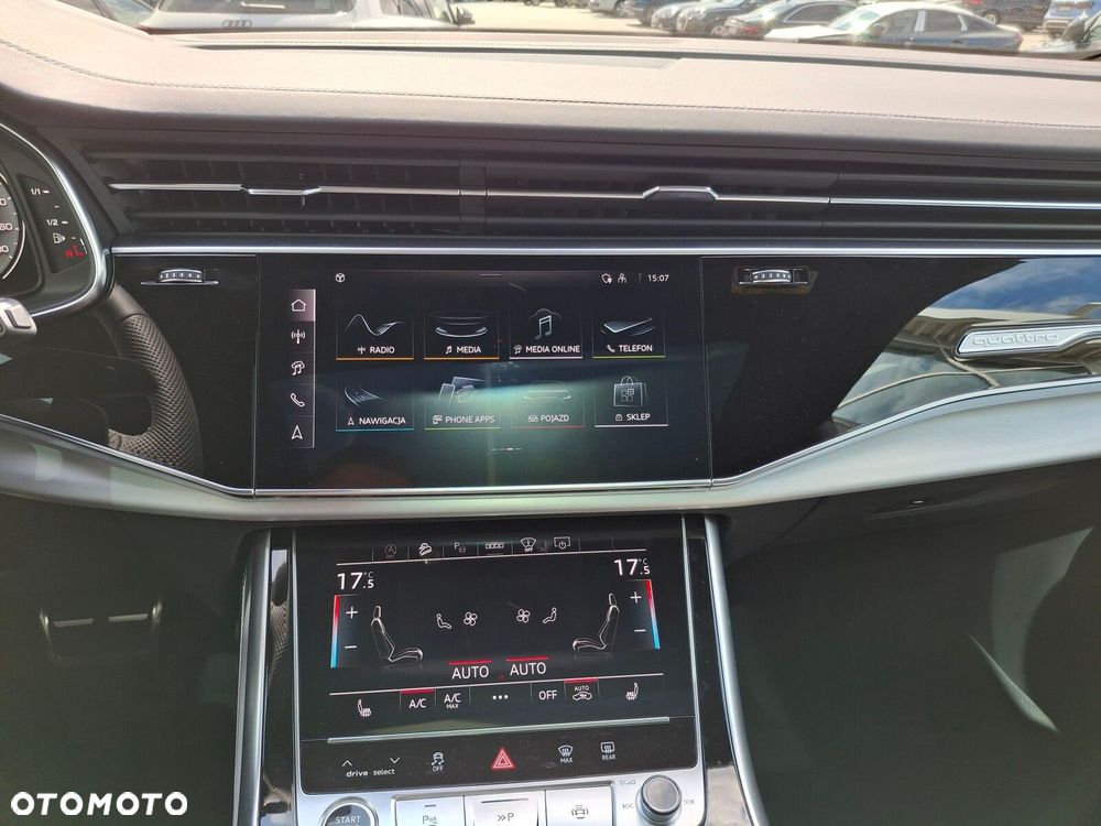 Audi Q8 - 33