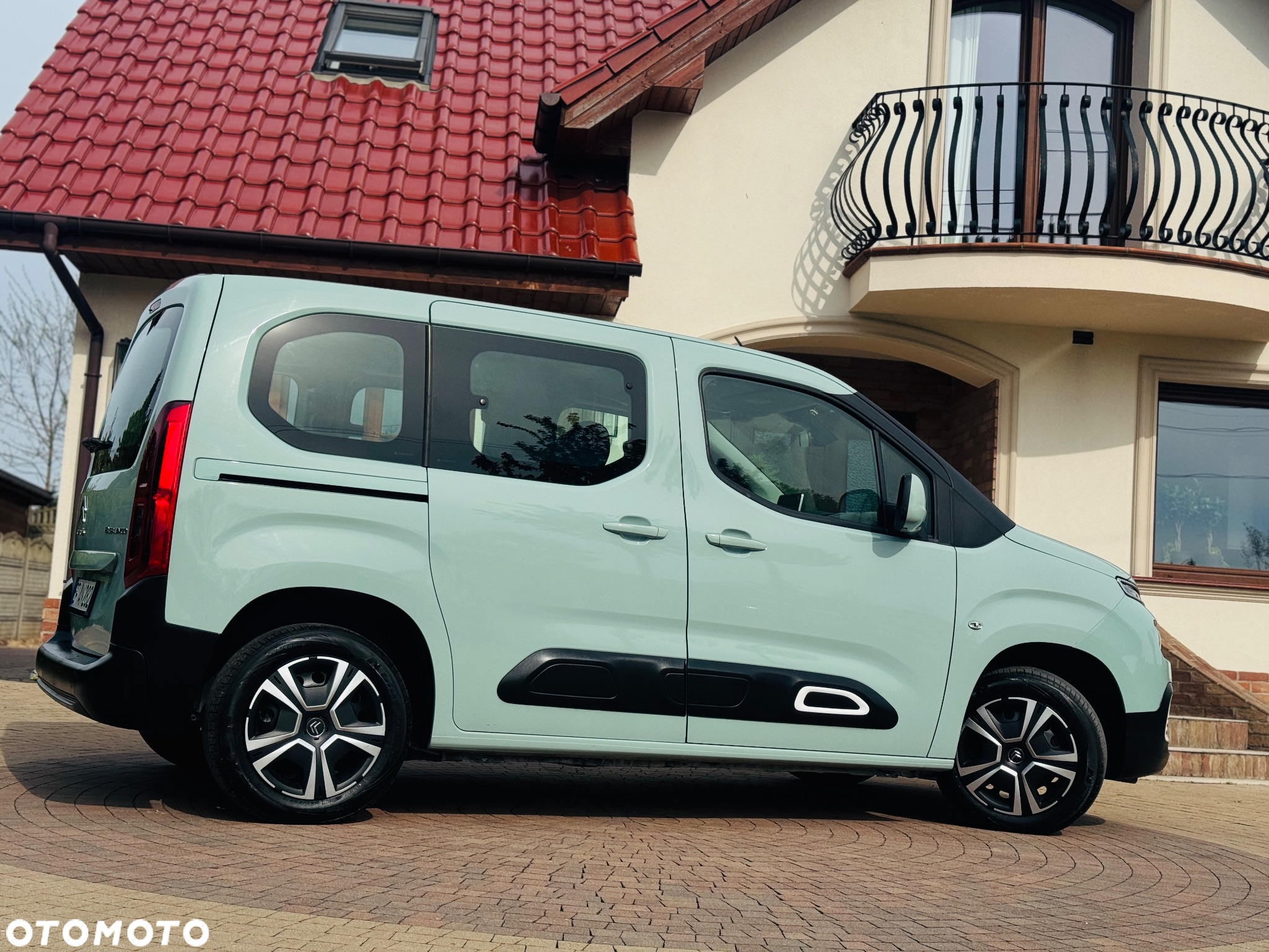 Citroën Berlingo M BlueHDi 130 SHINE - 25