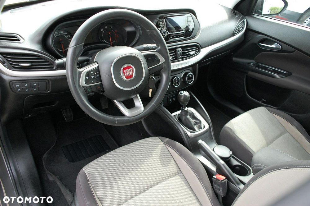 Fiat Tipo - 25