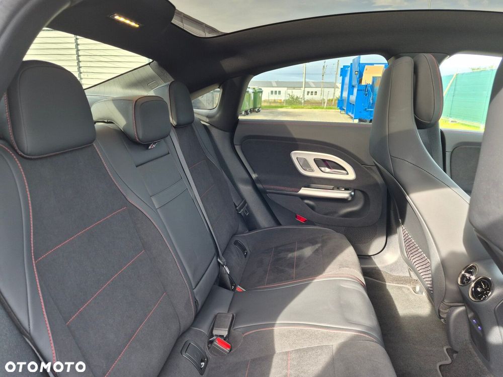Mercedes-Benz CLA 250+ 85kWh - 37