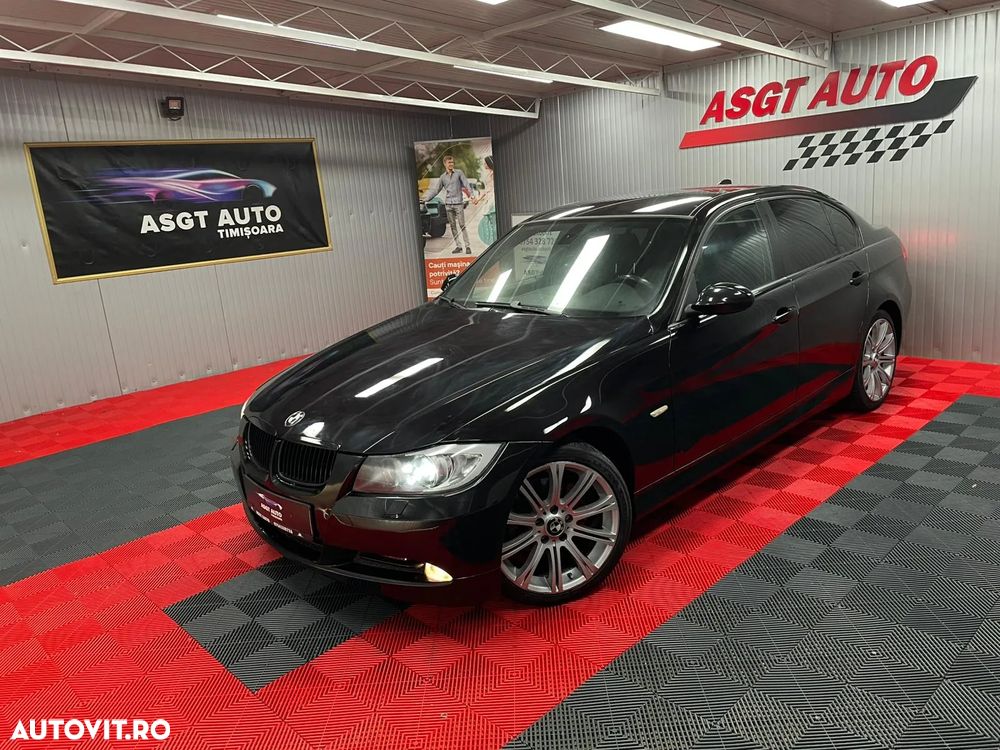 BMW Seria 3 318i Touring Aut. - 1
