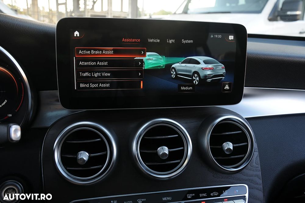 MERCEDES-BENZ GLC-Class 2019 — imagine 28