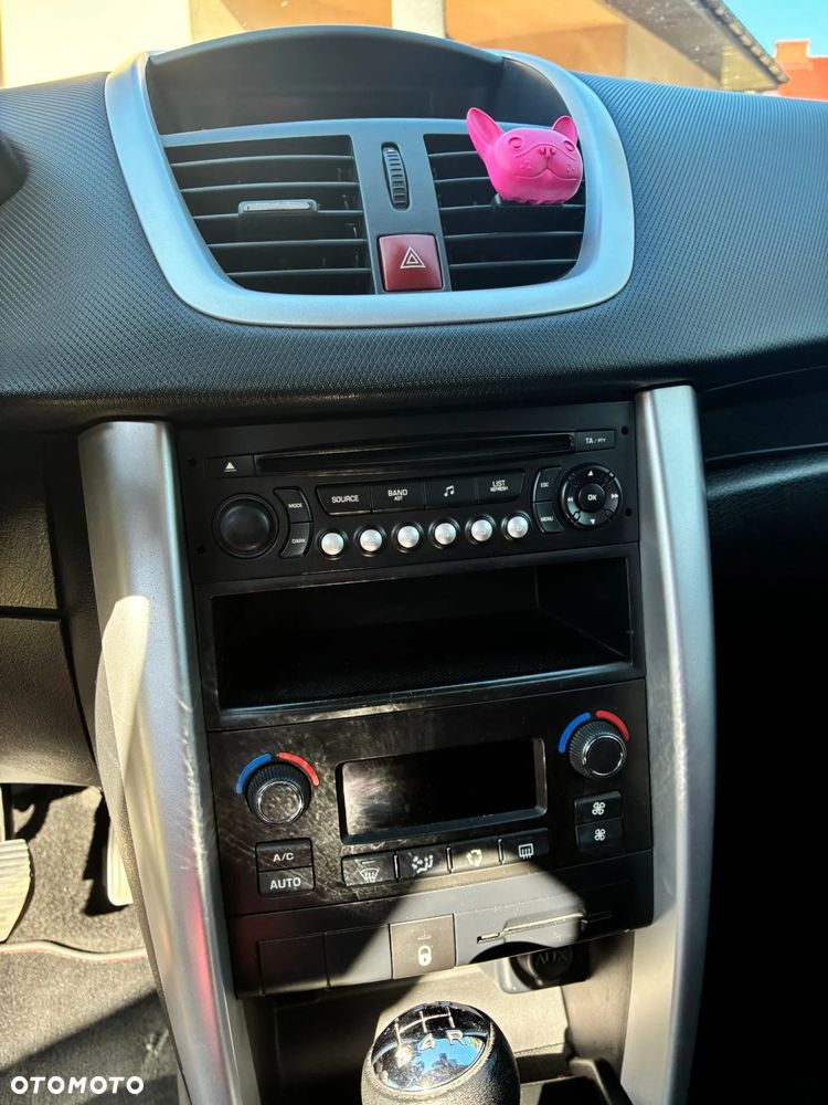 Peugeot 207 - 5