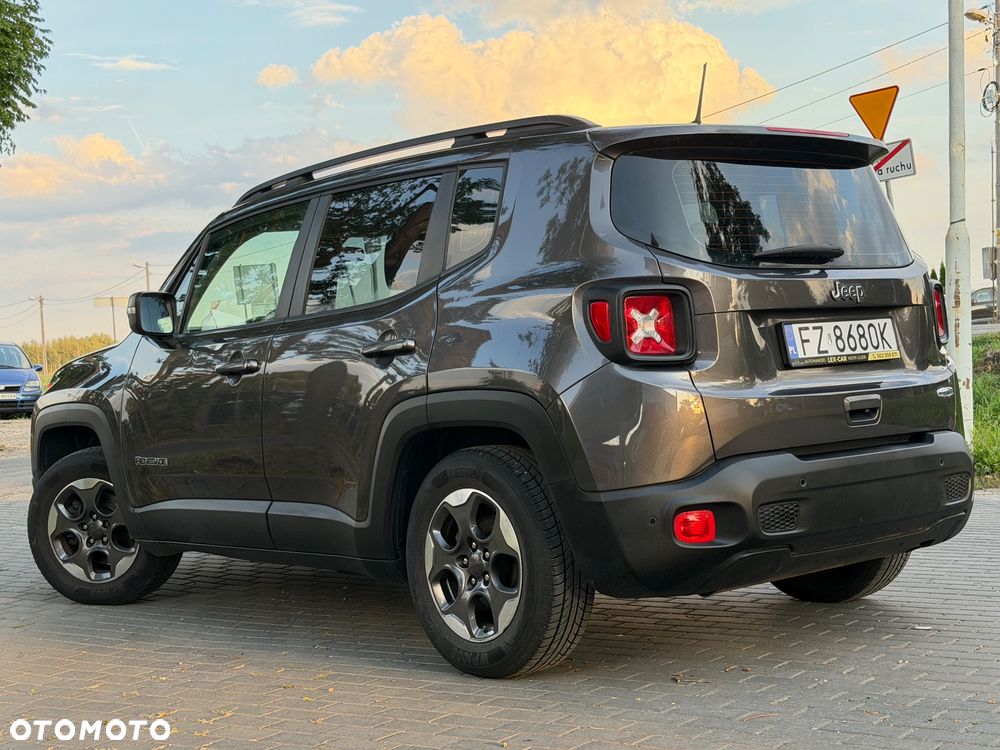 Jeep Renegade 1.6 E-TorQ Sport FWD - 4