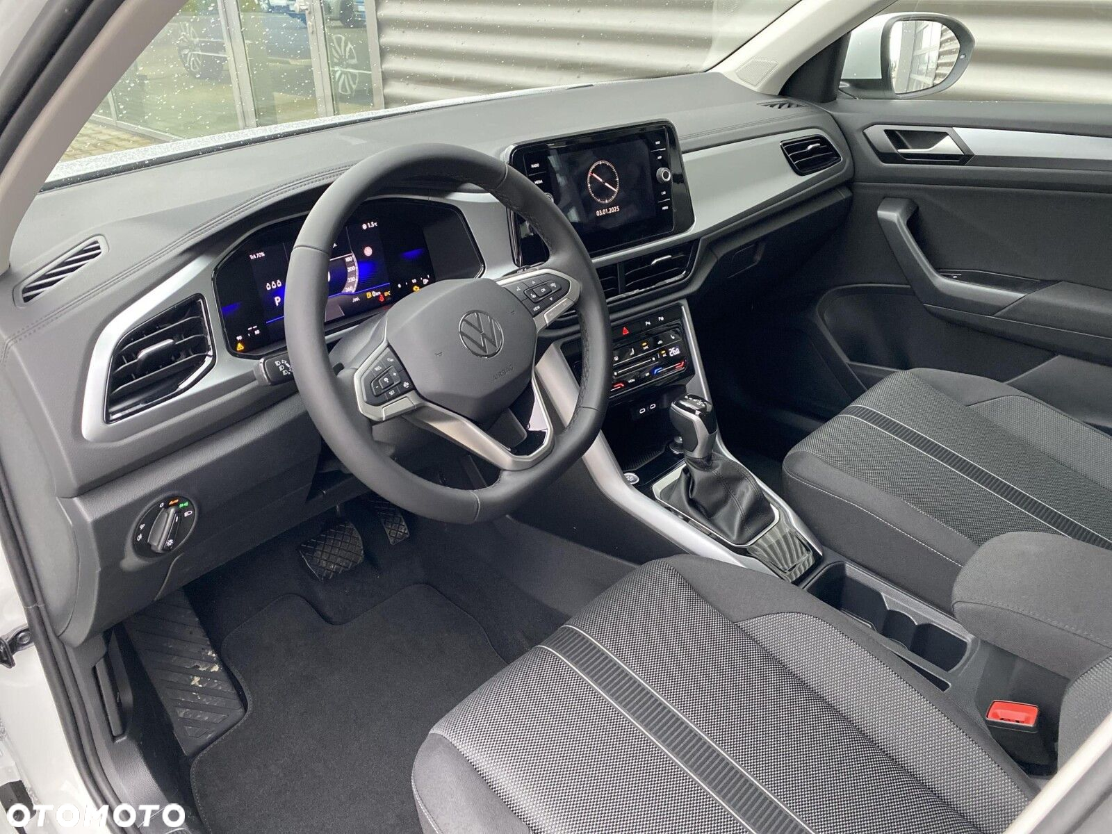 Volkswagen T-Roc - 9
