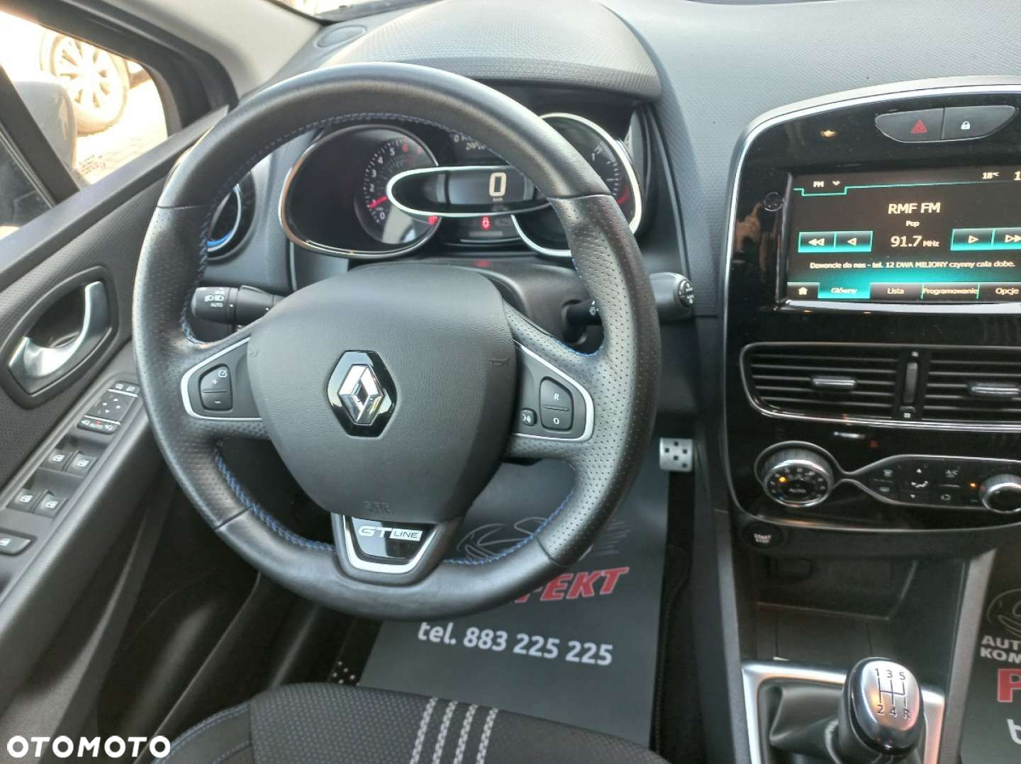 Renault Clio - 21