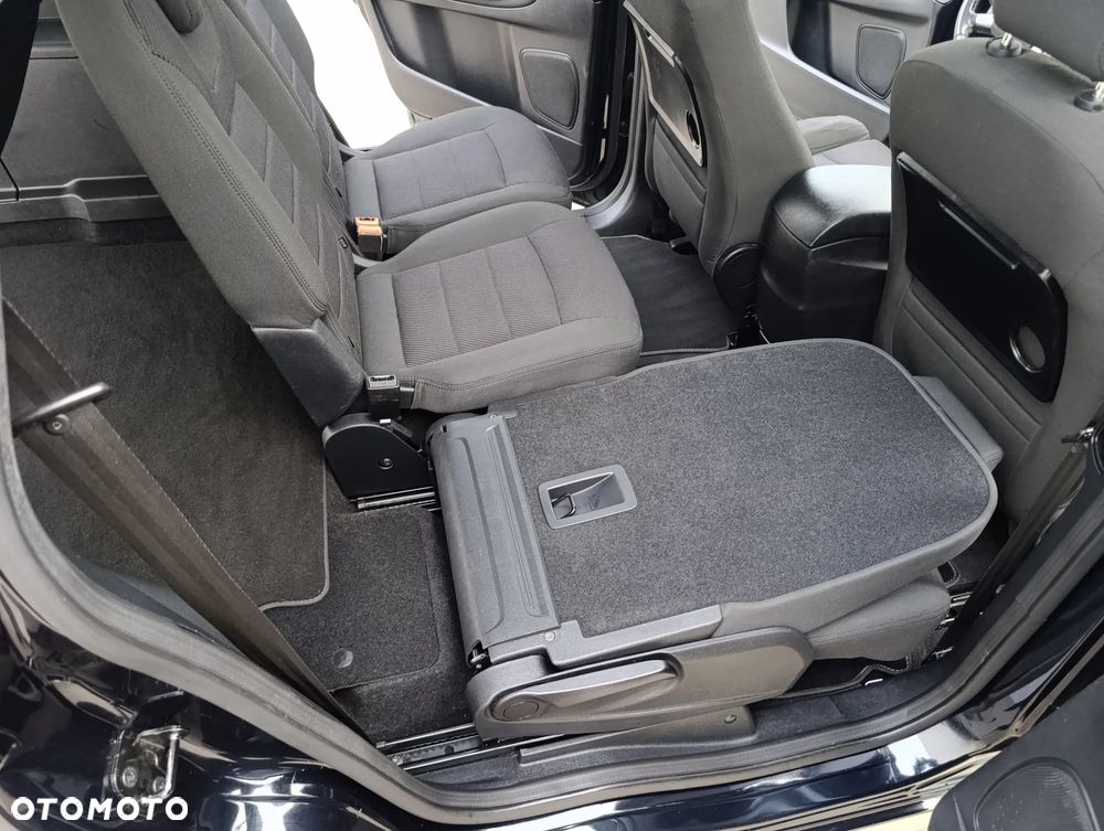 Ford S-Max 2.0 TDCi DPF Titanium - 36