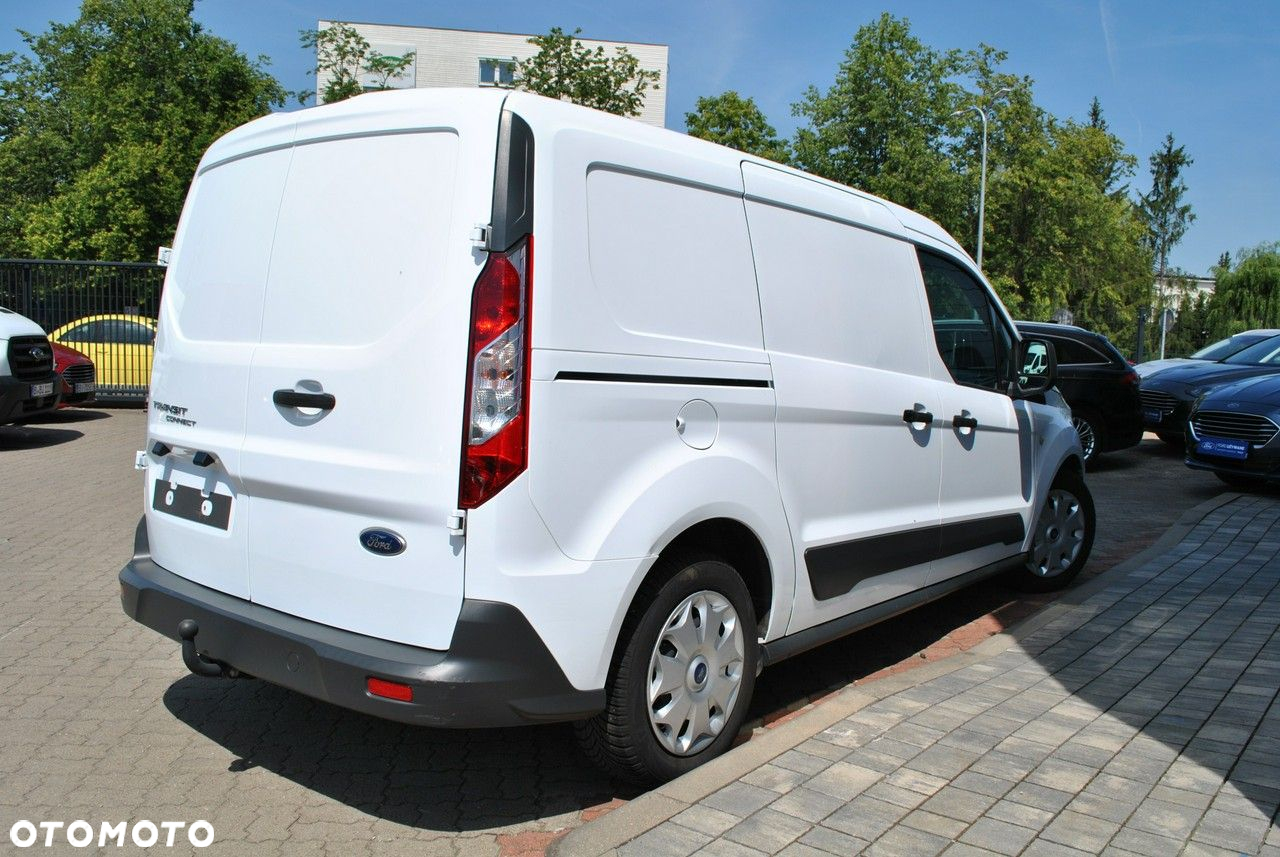 Ford Transit Connect - 8