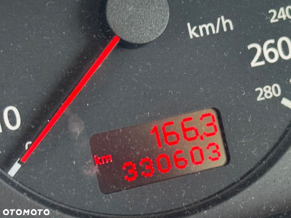 Audi A8 3.3 TDI Quattro Tiptronic - 17