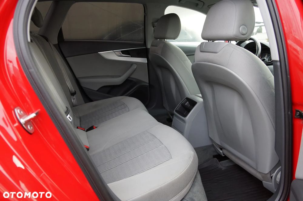 Audi A4 Avant 2.0 TDI - 30