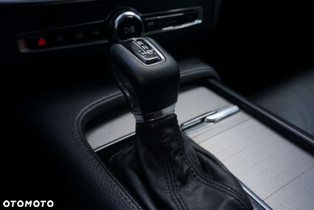 Volvo S90 D5 AWD Inscription - 9