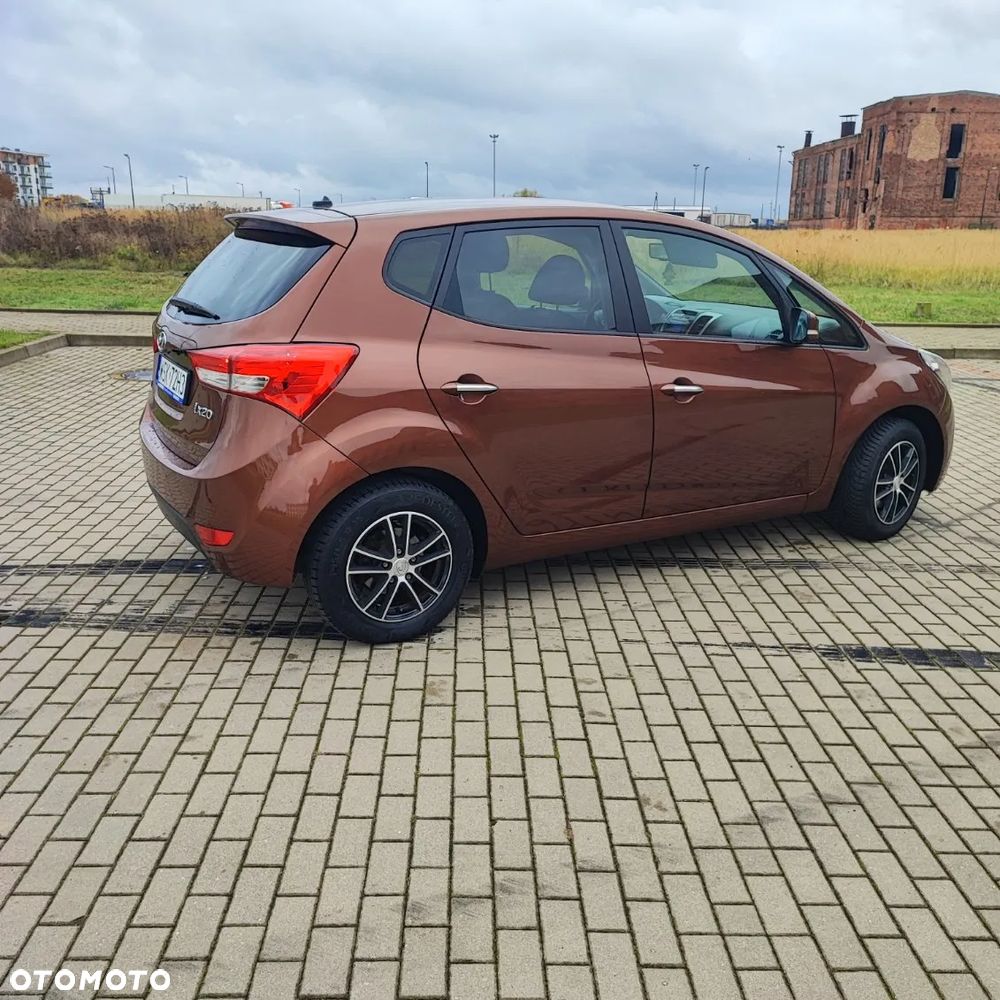 Hyundai ix20 - 5