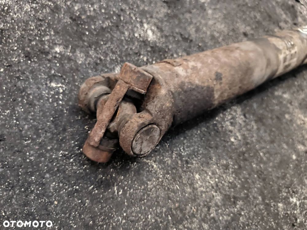 Wał napędowy przedni 15902926 Cadillac Escalade 6.2  2007r. - 4