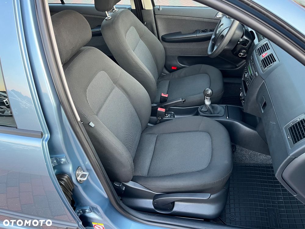 Skoda Fabia 2.0 Combi Elegance - 16