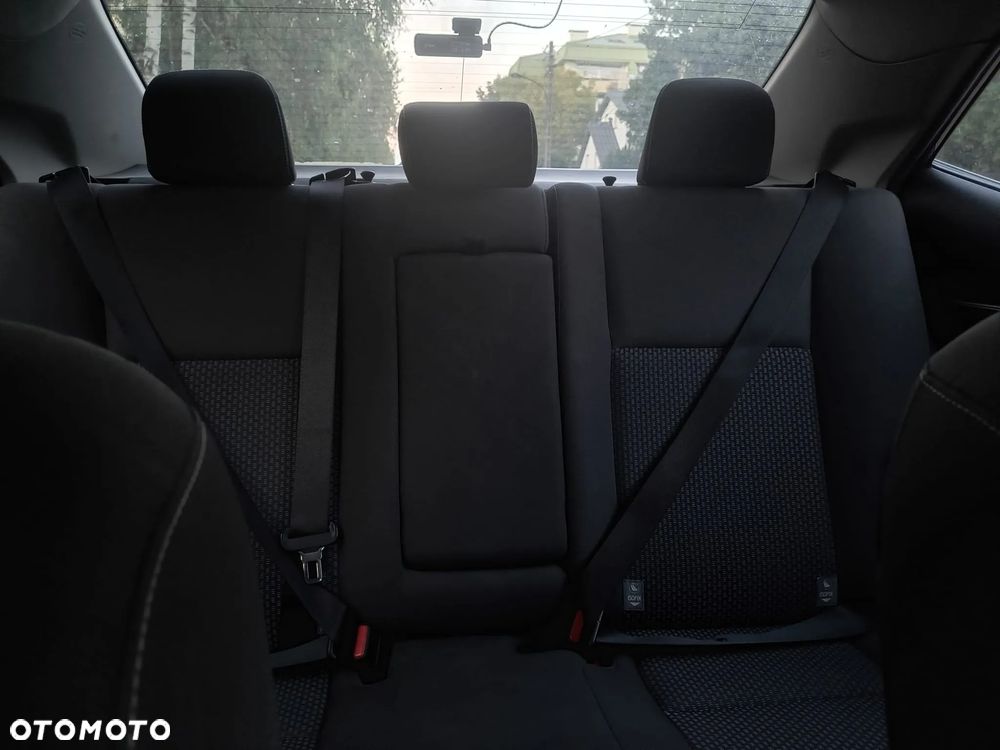 Toyota Corolla 1.6 Premium - 8