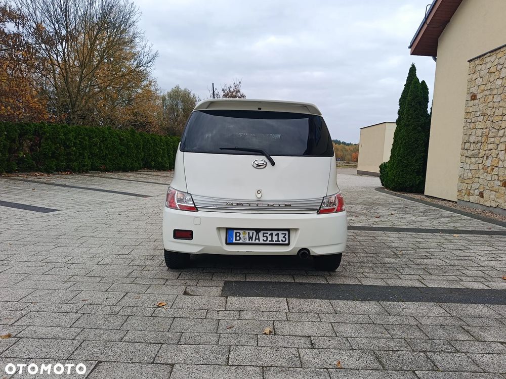 Daihatsu Materia - 4