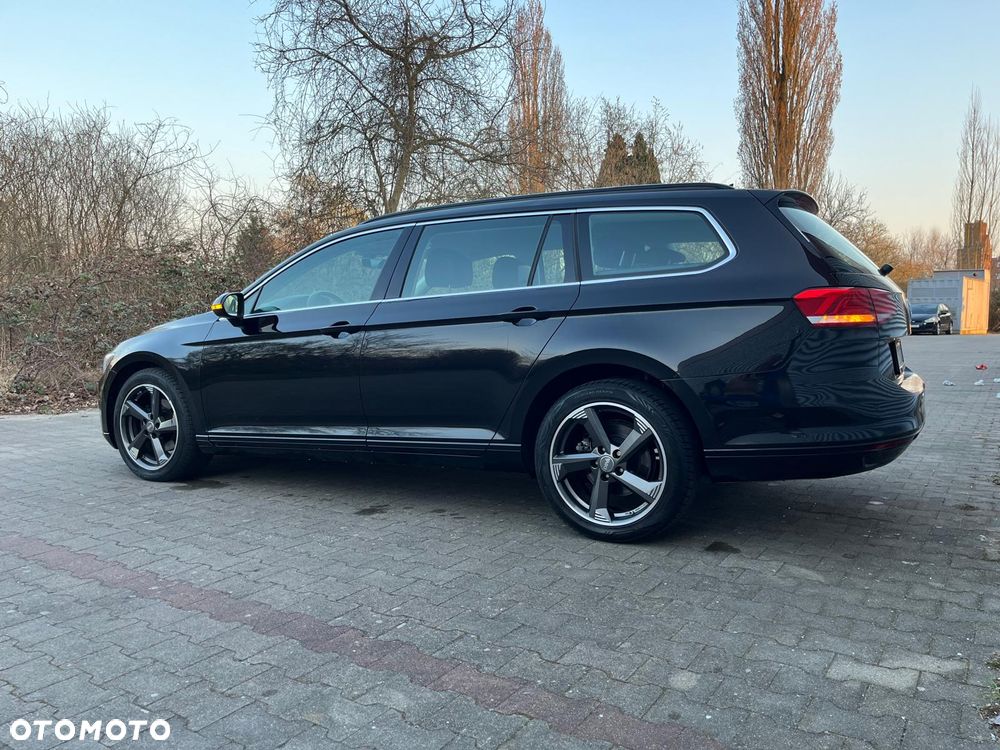 Volkswagen Passat 2.0 TDI (BlueMotion Technology) DSG Comfortline - 11
