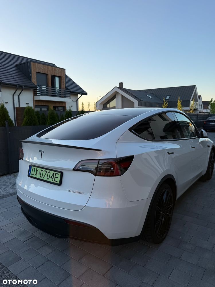Tesla Model Y Performance AWD - 19