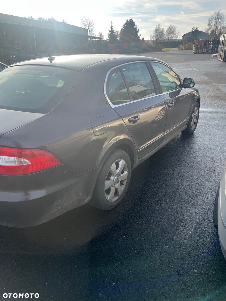 Skoda Superb 1.9 TDI Comfort - 4