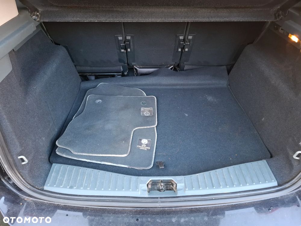 Ford C-MAX 1.6 Ti-VCT Champions Edition - 20