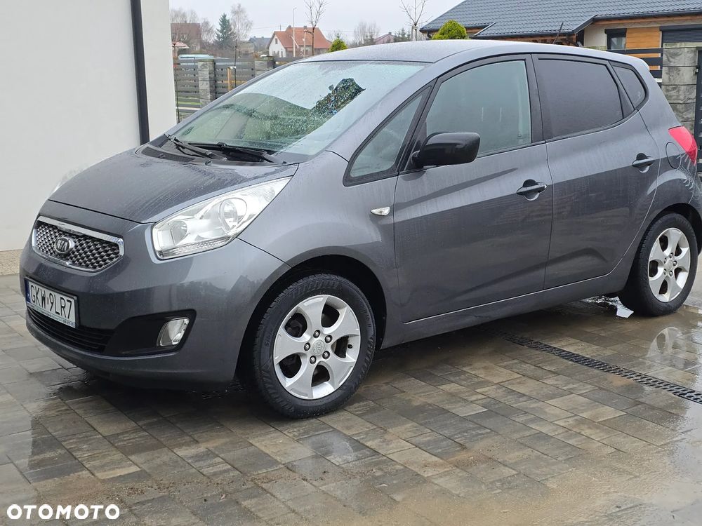 Kia Venga - 4