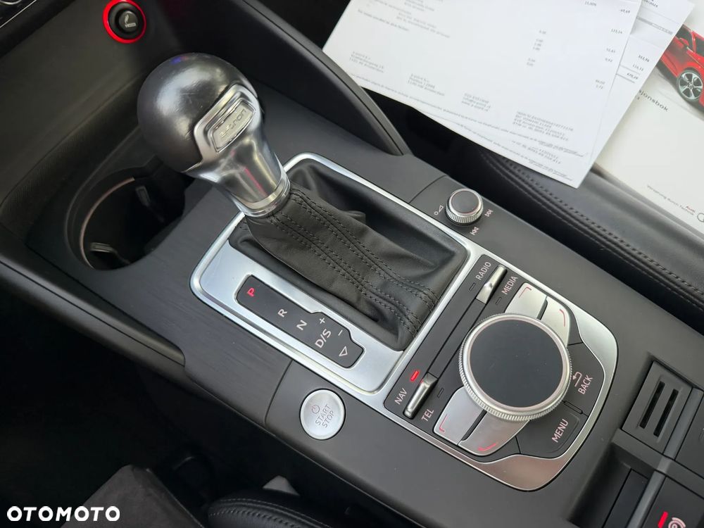 Audi A3 Sportback 1.4 TFSI e-tron S line Sportpaket - 12