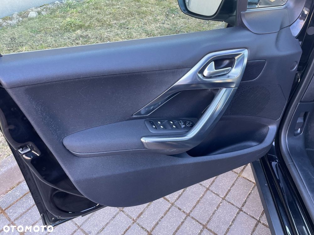 Peugeot 2008 PureTech 130 GPF Stop&Start Active - 17