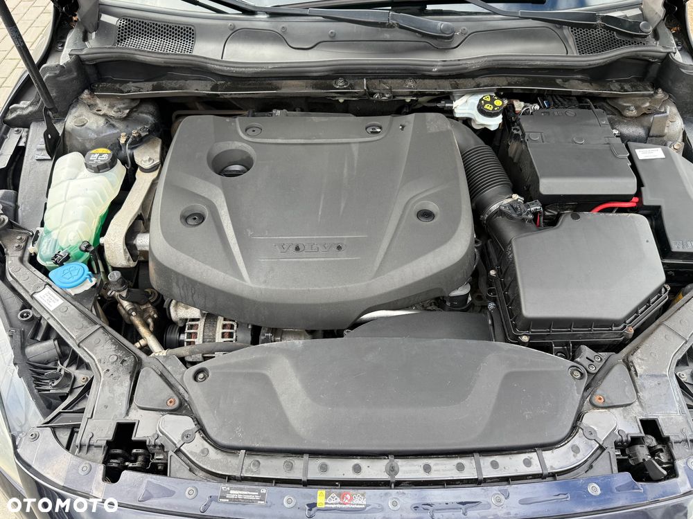 Volvo V40 D4 Summum - 14