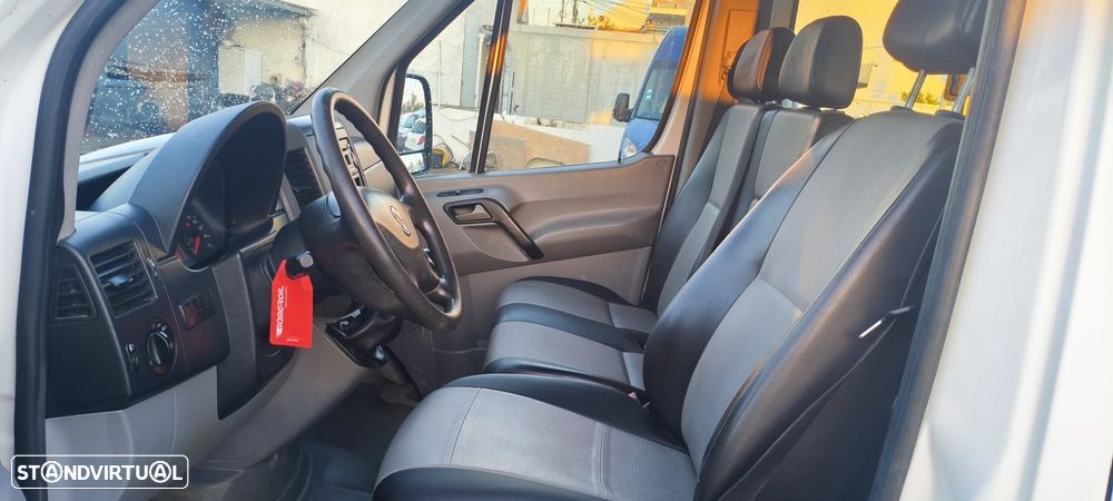 VW CRAFTER 2.0 TDI - 11