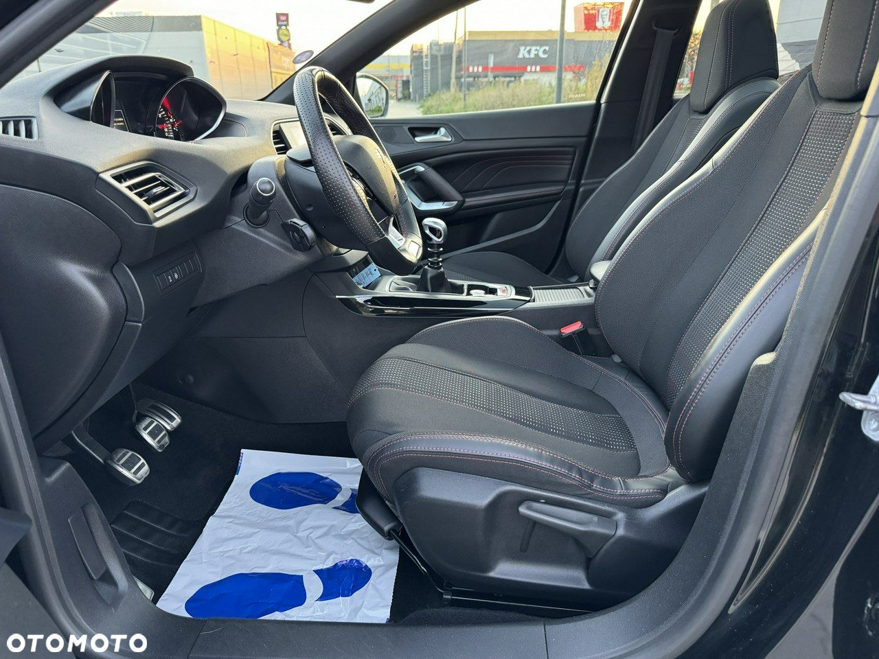 Peugeot 308 - 19