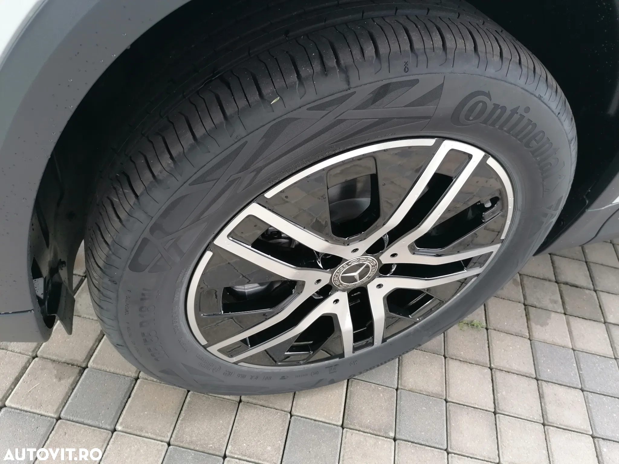 Mercedes-Benz GLA 200 d 4MATIC Aut. - 11